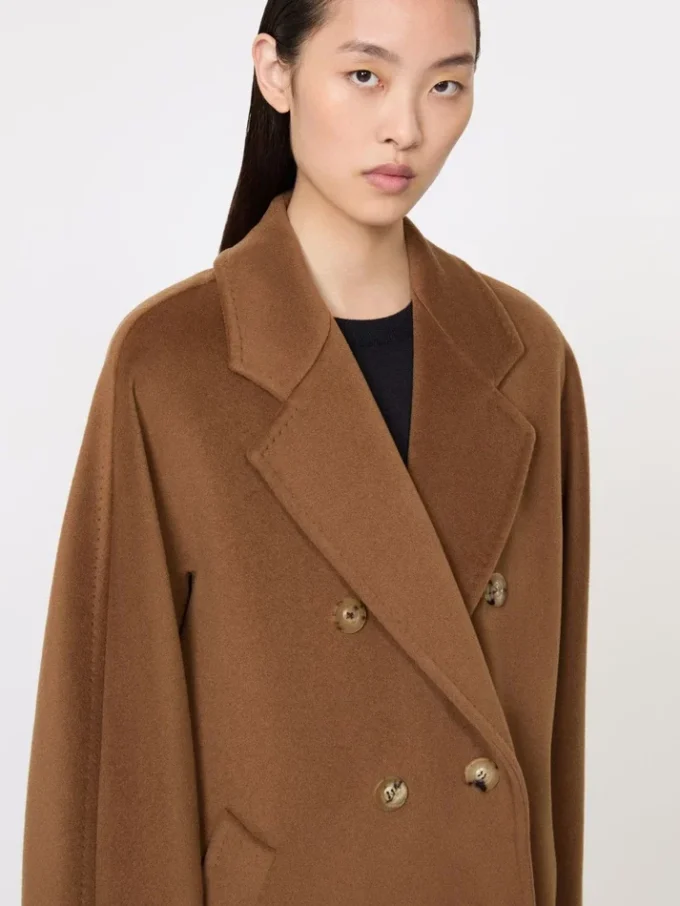 101801 Icon Coat, Tabak