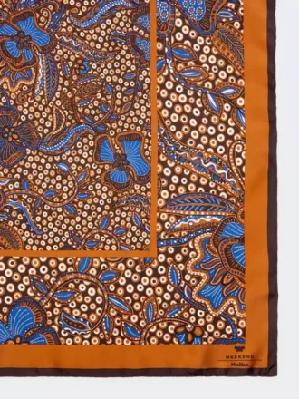 Bedrucktes Seidenfoulard, haselnussbraun