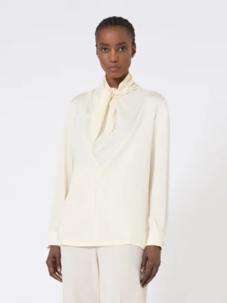 Bluse aus Seidencharmeuse, elfenbeinfarben