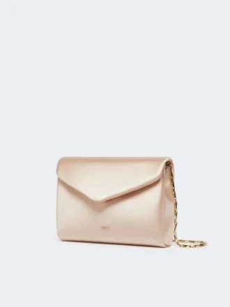 Clutch aus Viskose und Seidensatin, puderfarben