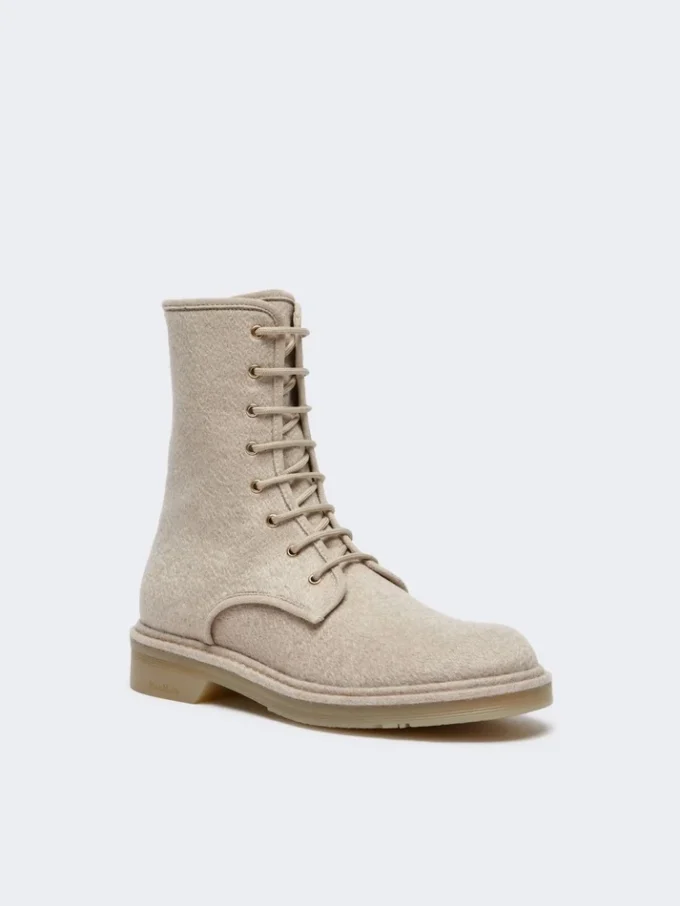 Combat-Stiefel aus reinem Kaschmir, beige Combat-Stiefel aus reinem Kaschmir, beige