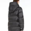 Daunenjacke aus wasserabweisendem Canvas, schwarz Daunenjacke aus wasserabweisendem Canvas, schwarz