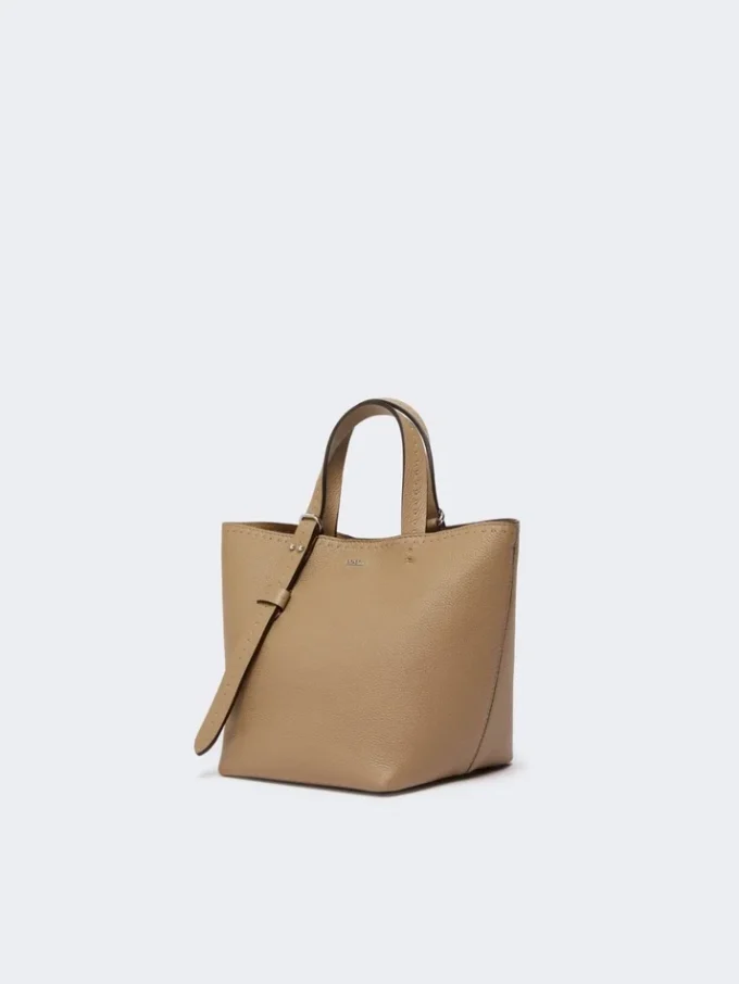 Extra kleine Archetipo-Tasche aus Leder, schlammfarben