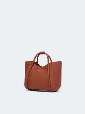 Extra kleine Ledertasche im Marine-Stil, rostrot