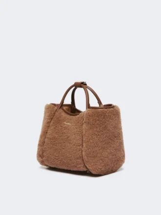 Extra kleine Tasche aus Teddy-Stoff in Marineblau, Farbe: Camel