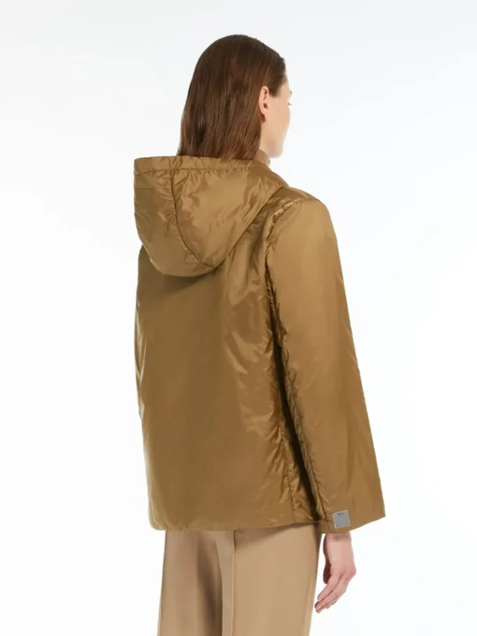 Gepolsterte, wasserabweisende Kapuzenjacke, karamellfarben Gepolsterte, wasserabweisende Kapuzenjacke, karamellfarben