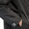 Gepolsterte, wasserabweisende Kapuzenjacke, schwarz Gepolsterte, wasserabweisende Kapuzenjacke, schwarz