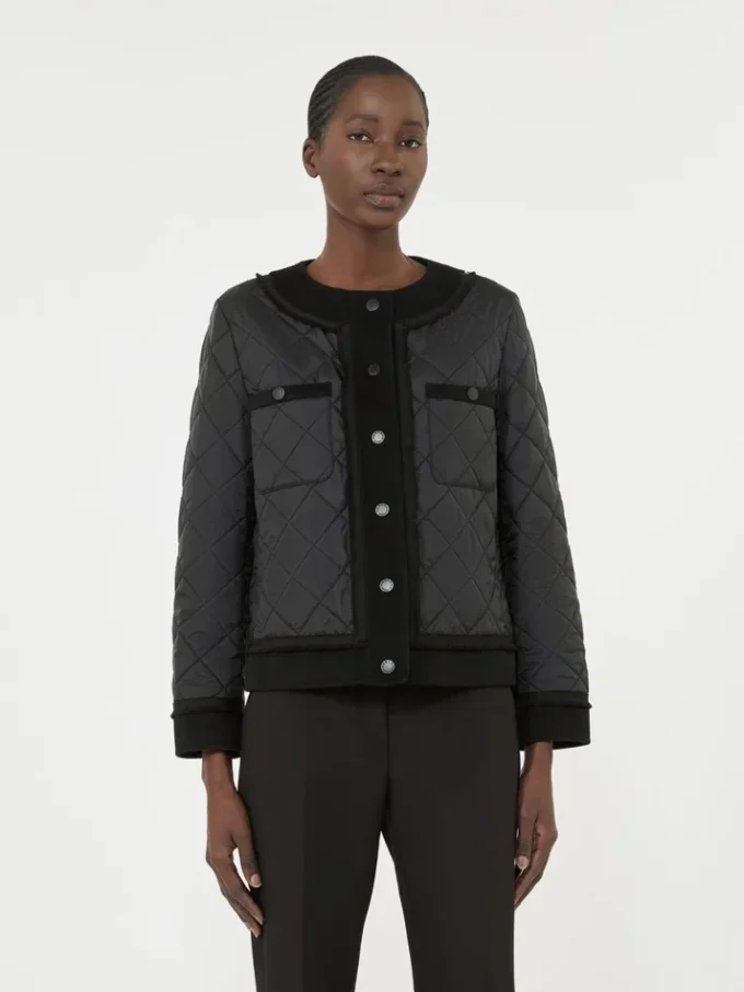 Gesteppte, verkürzte Jacke aus wasserabweisendem Canvas, schwarz Gesteppte, verkürzte Jacke aus wasserabweisendem Canvas, schwarz