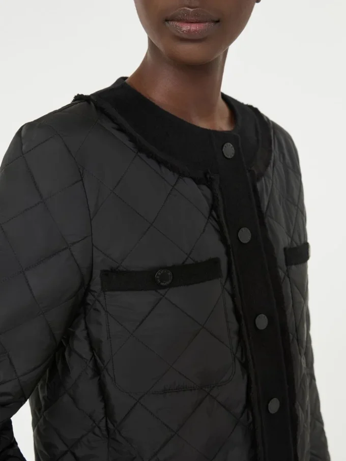 Gesteppte, verkürzte Jacke aus wasserabweisendem Canvas, schwarz Gesteppte, verkürzte Jacke aus wasserabweisendem Canvas, schwarz
