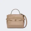 Handtasche aus glattem Leder, schlammfarben Handtasche aus glattem Leder, schlammfarben