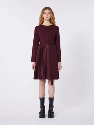 Jerseykleid aus Milano-Strick, bordeauxrot