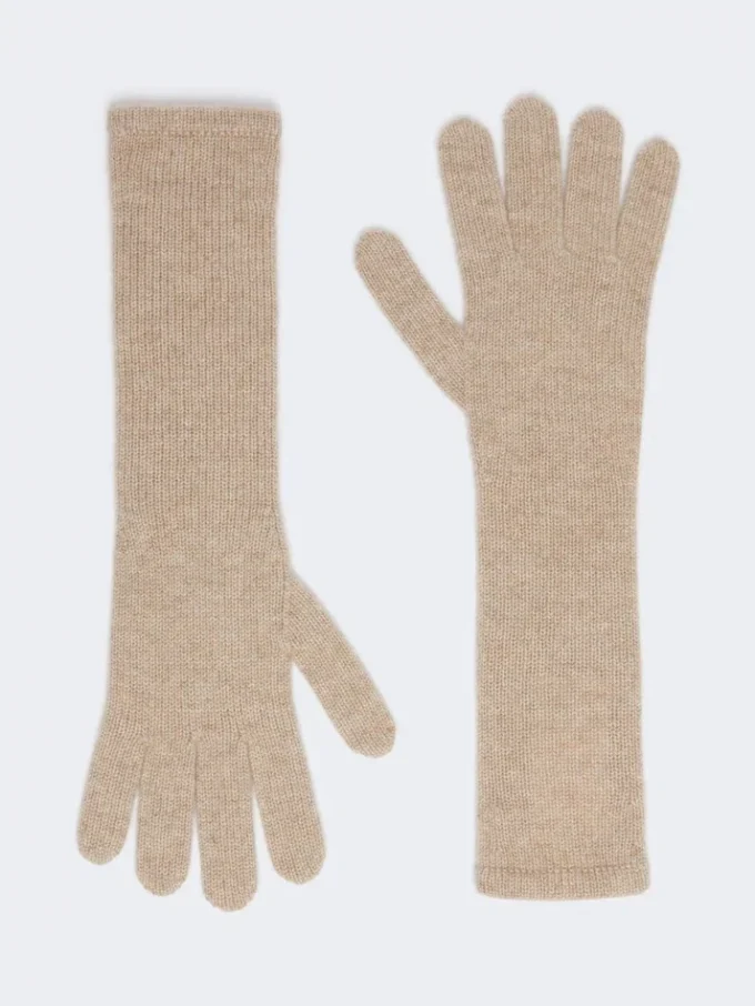 Kaschmirhandschuhe, Make-up Lumière