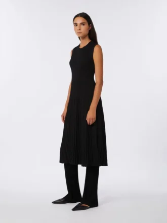 Kleid aus Viskose-Crêpe-Garn, schwarz