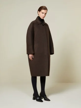 Kokonmantel aus Wolle und Mohair, braun