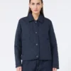 Kurze Steppjacke aus wasserabweisendem Stoff, marineblau Kurze Steppjacke aus wasserabweisendem Stoff, marineblau