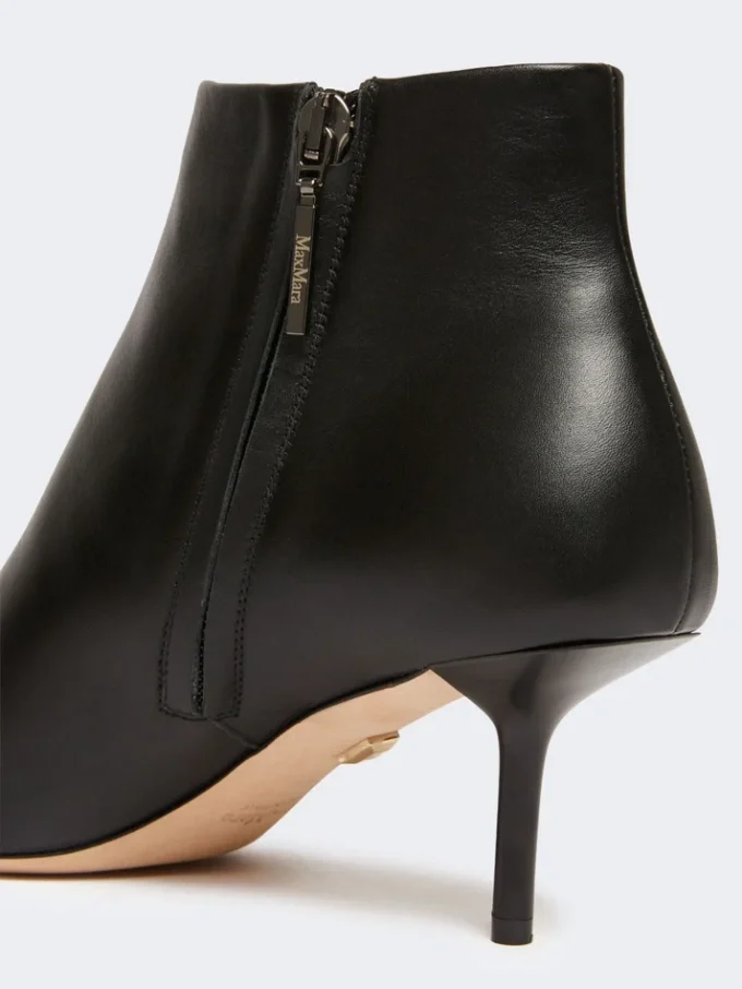 Leder-Stiefeletten mit Reißverschluss, schwarz Leder-Stiefeletten mit Reißverschluss, schwarz