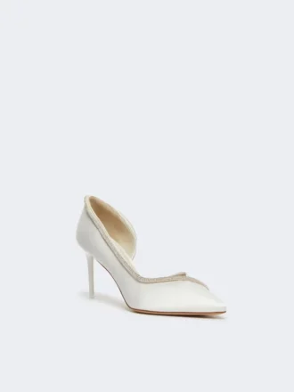 Mit Kristallen verzierte Pumps aus Satin, elfenbeinfarben