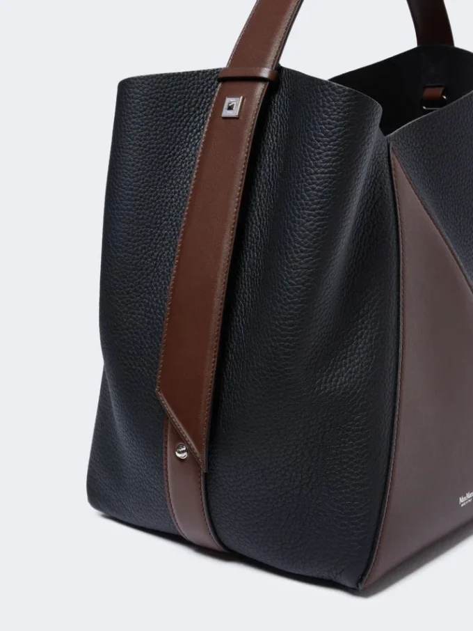 Mittlere Beuteltasche, haselnussbraun Mittlere Beuteltasche, haselnussbraun