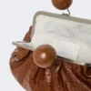Mittlere Pasticcino-Tasche aus Leder mit Krokodilprägung, rotbraun Mittlere Pasticcino-Tasche aus Leder mit Krokodilprägung, rotbraun