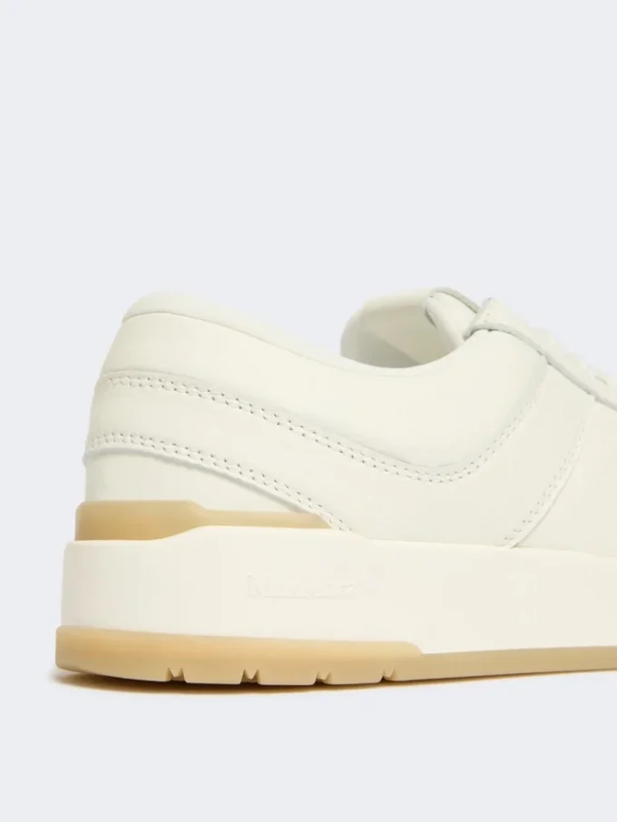 Niedrige Sneaker aus getrommeltem Leder, weiß Niedrige Sneaker aus getrommeltem Leder, weiß