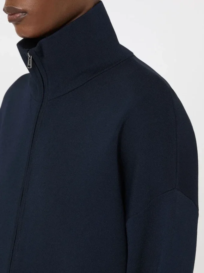 Strickjacke aus Viskose-Crêpe-Garn, ultramarinblau Strickjacke aus Viskose-Crêpe-Garn, ultramarinblau