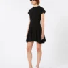 Strickkleid, tailliert, schwarz Strickkleid, tailliert, schwarz
